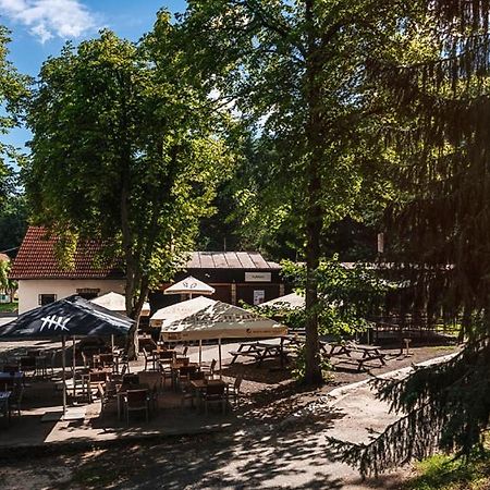 Hotel Rekreacni Areal Prihrazy Zdar  Exteriér fotografie